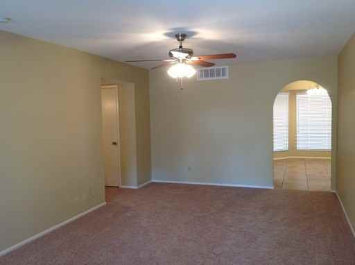 18267 N 38th Dr - Photo 2 of 11