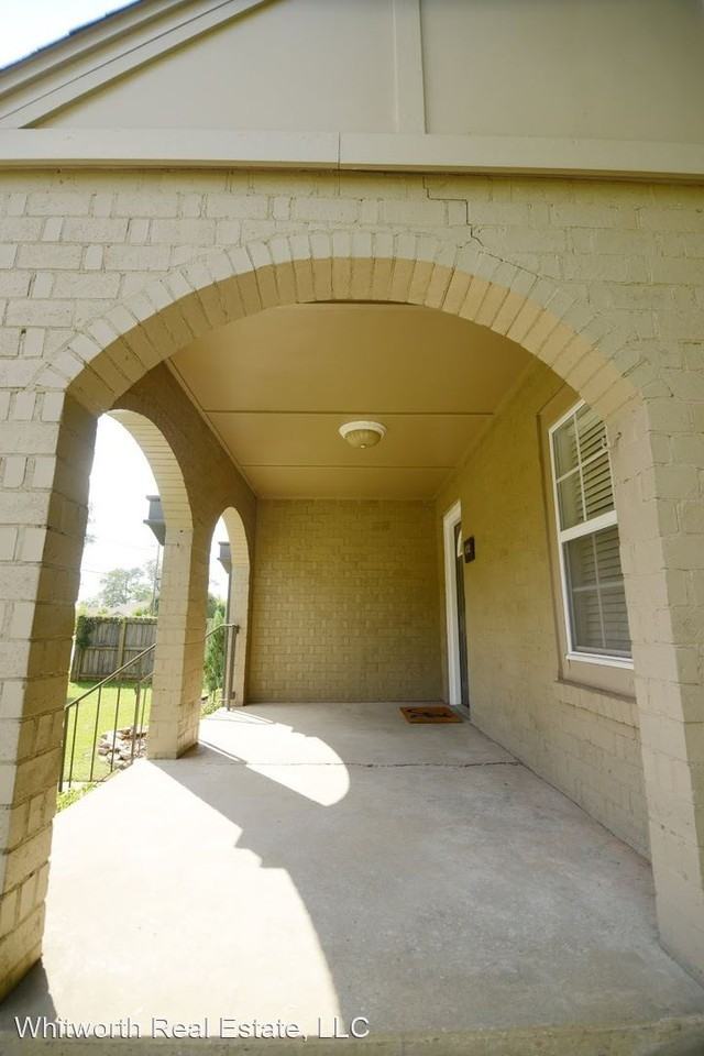 432 27th Street - Photo 2 of 19