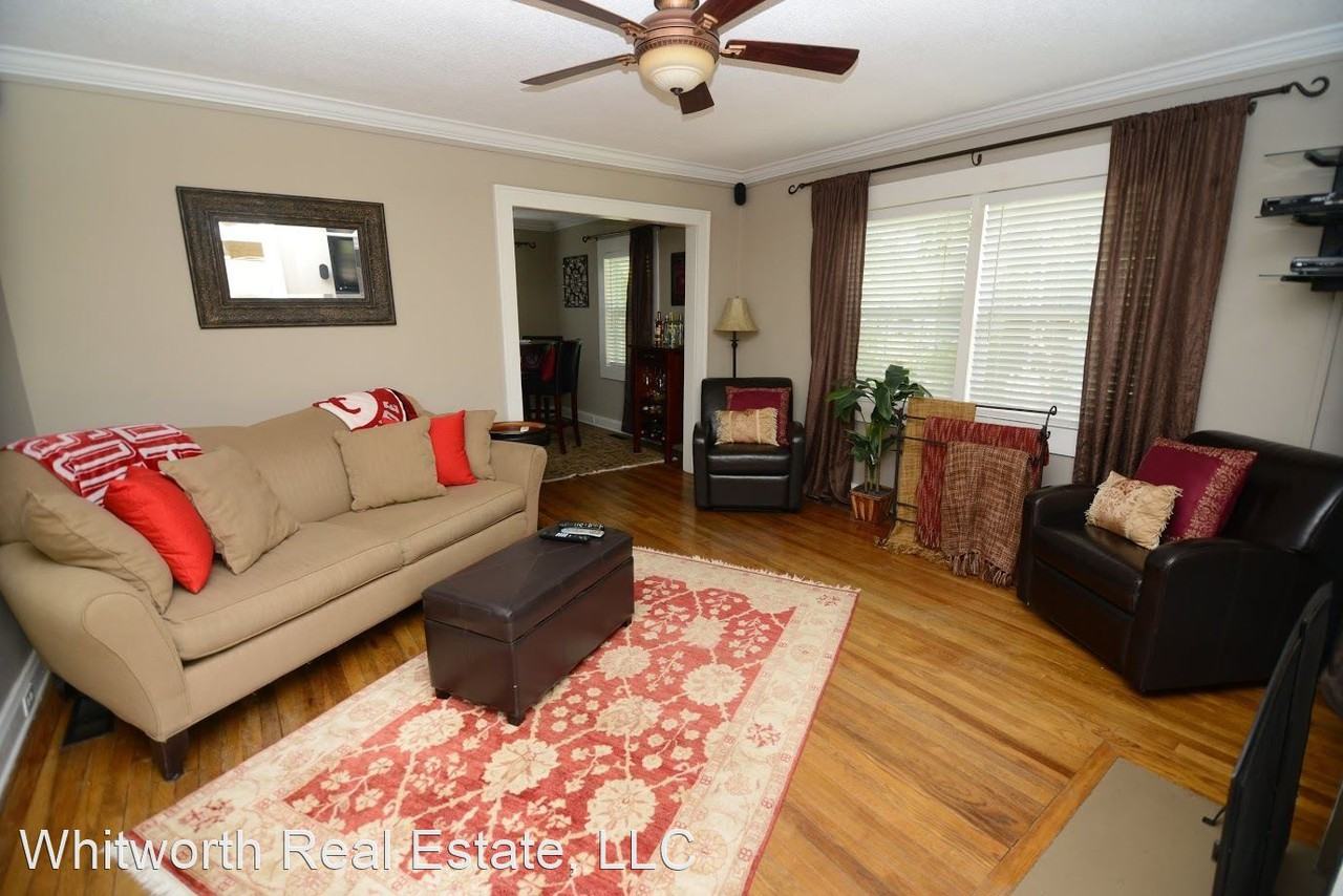 432 27th Street - Photo 3 of 19