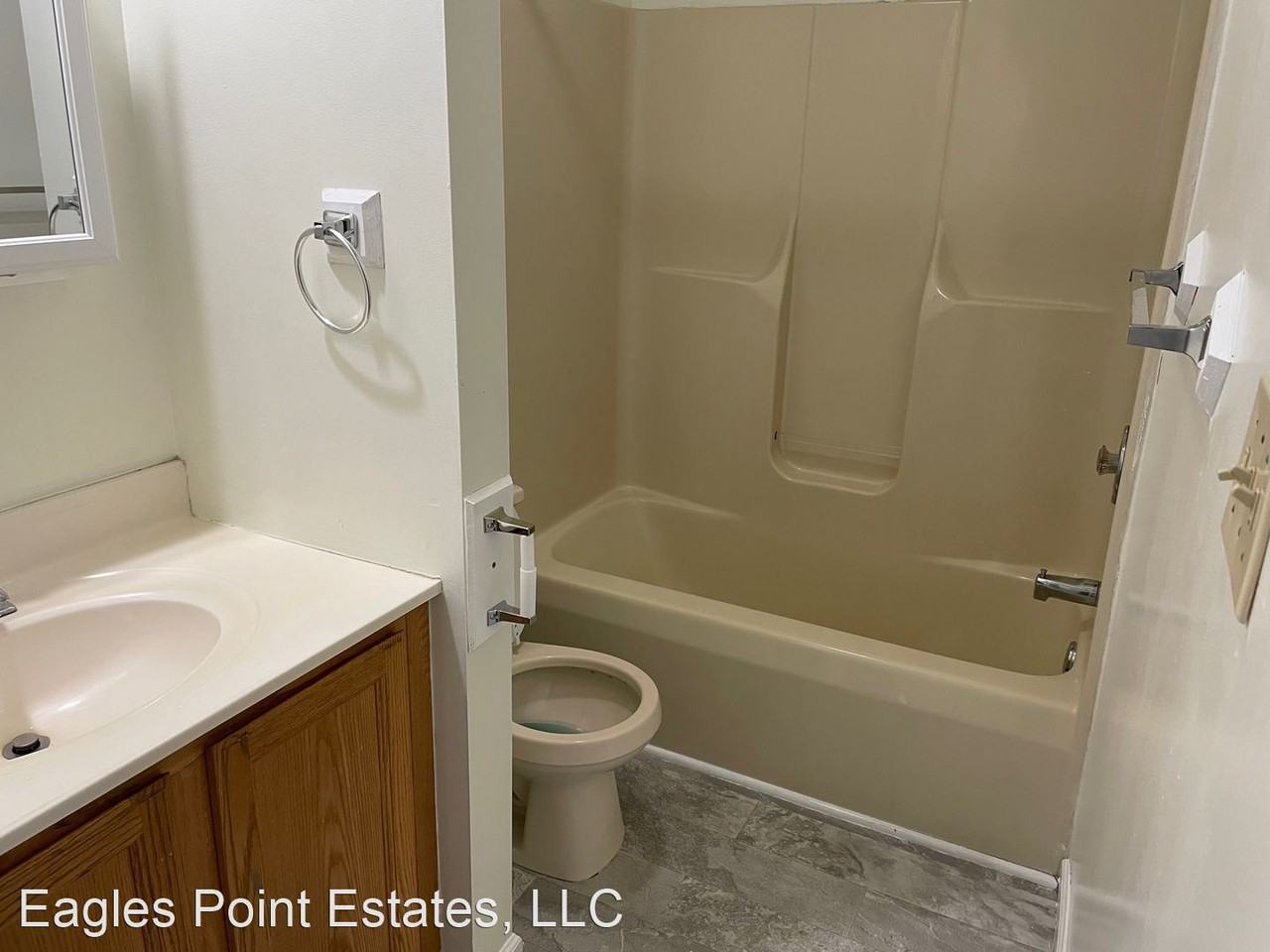 5300-5355 Russell Ct. - Photo 3 of 6