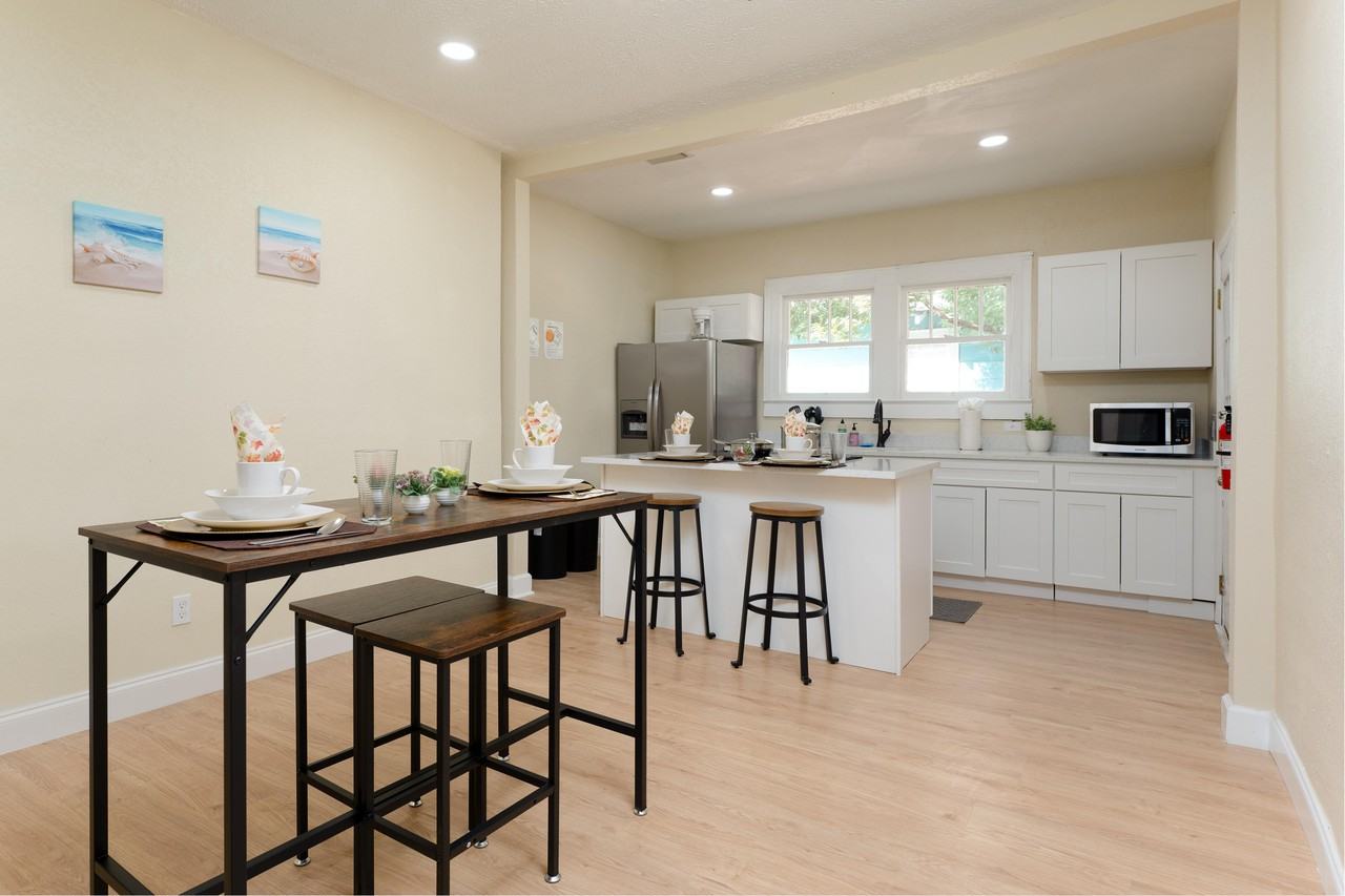 West 36th Street - Photo 2 of 15