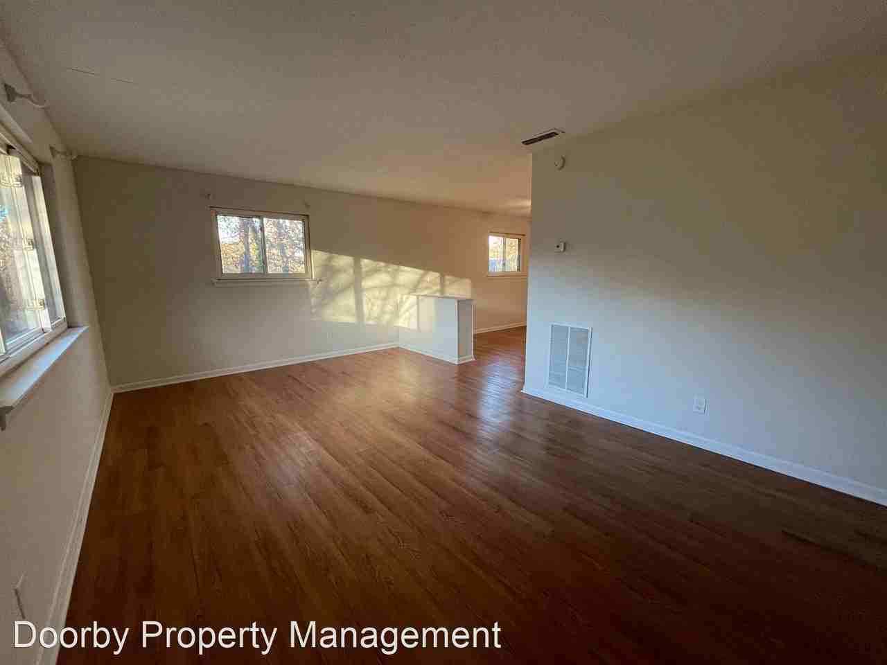 3003 Addison Rd - Photo 2 of 9