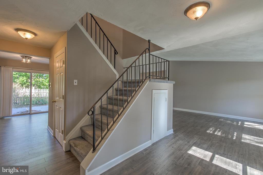 220 Union St - Photo 2 of 23