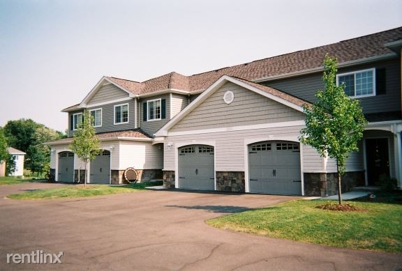 Fremont Townhouses - Photo 2 of 8