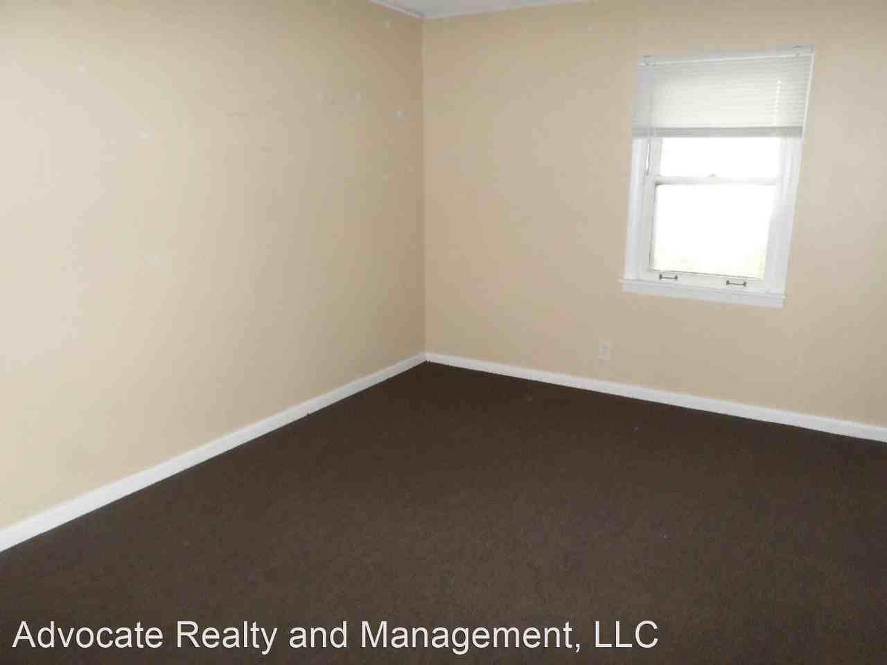 14821 Lawndale Ave - Photo 2 of 7