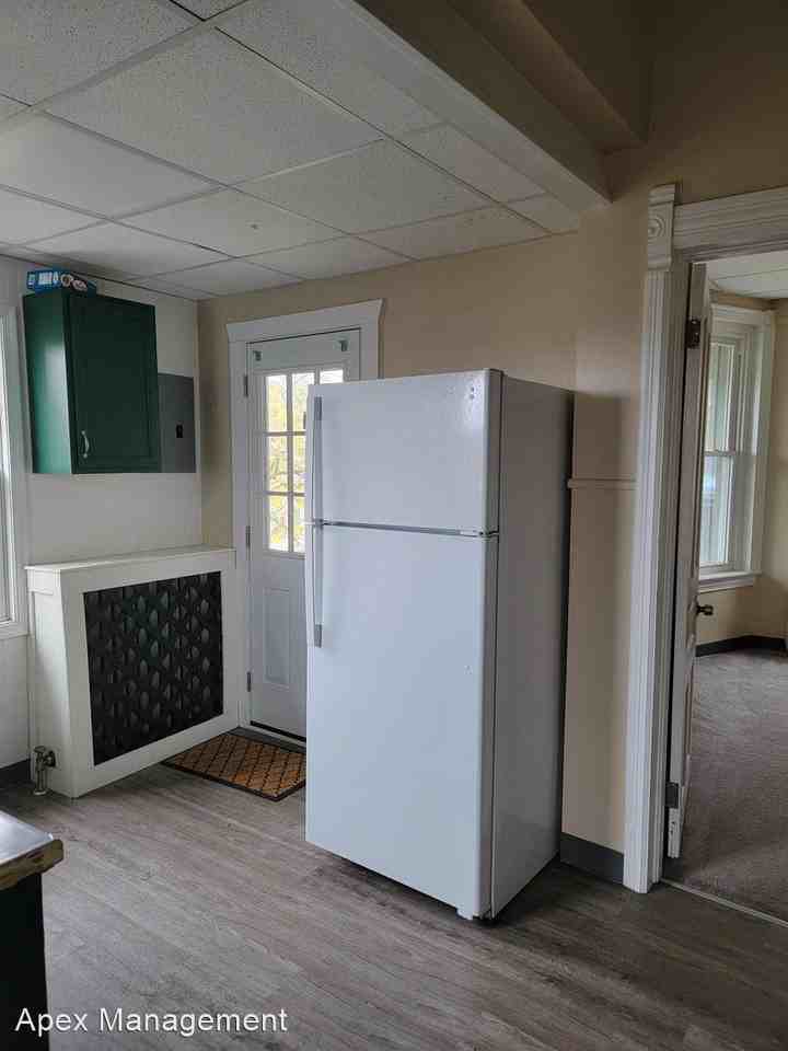 201-205, 211-215 1st Street - Photo 3 of 19