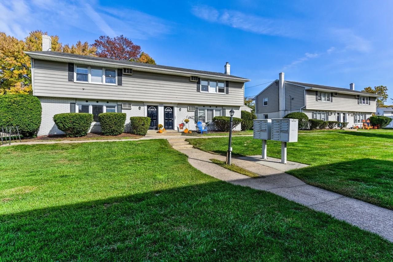 1100 Clements Bridge Rd, Barrington, NJ 08007 1 Bedroom Apartment for