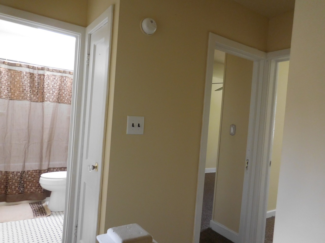 712 Pontiac Ave - Photo 5 of 8