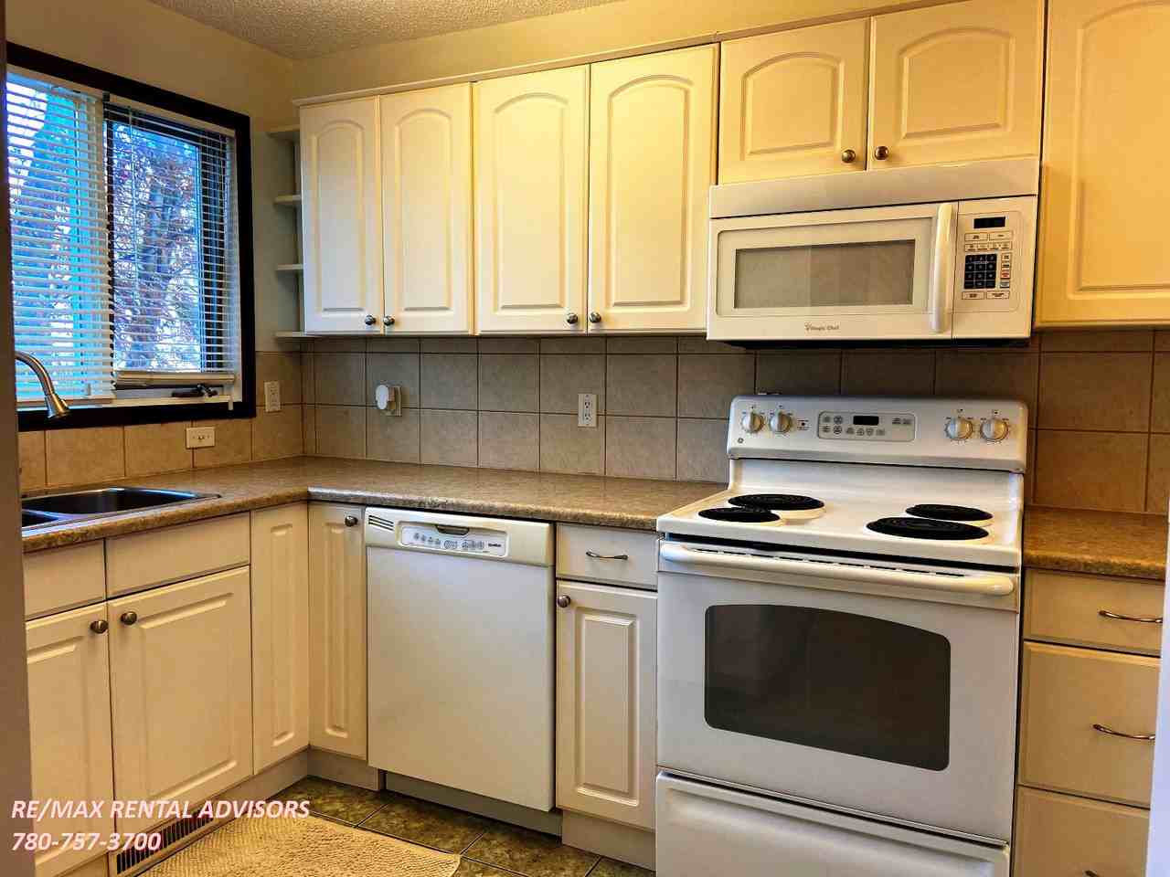 9351 91 St Nw - Photo 2 of 19