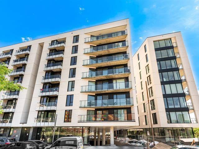 1550 Rue Des Bassins #206