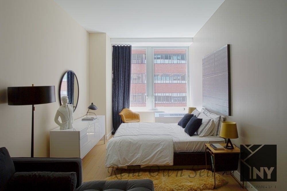 Water St #1221