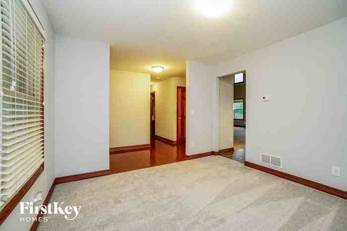 936 Poppleton Pl N - Photo 2 of 15