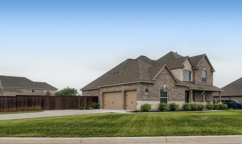 212 Big Bend Path - Photo 2 of 26