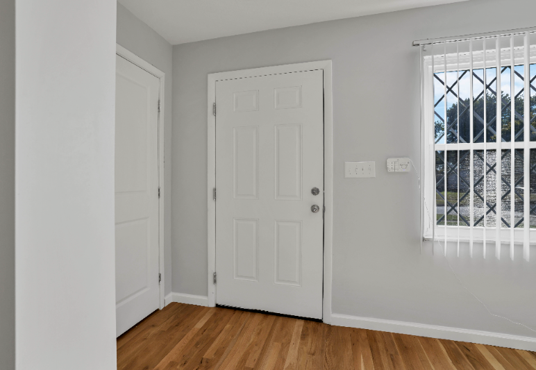 5817 Satinwood Dr - Photo 3 of 50