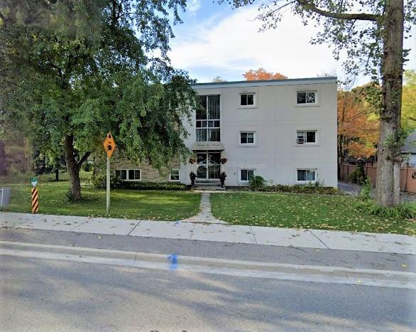 181 King St E #304