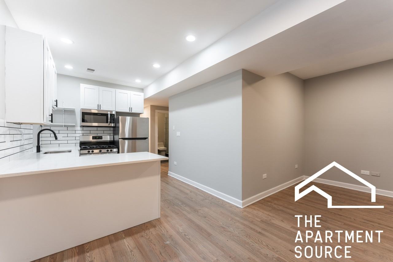 1649 N Paulina St #1F