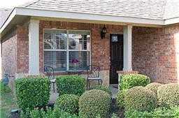 640 Darlington Trail - Photo 2 of 11