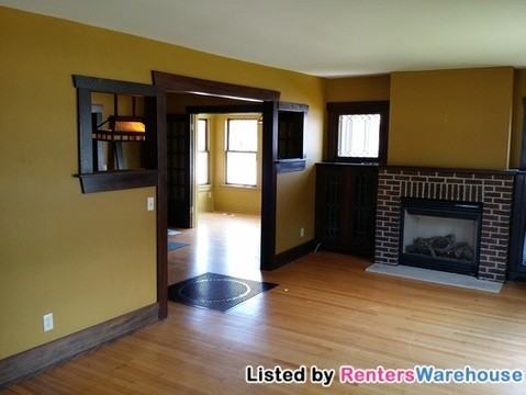 440 W Broadway - Photo 3 of 14