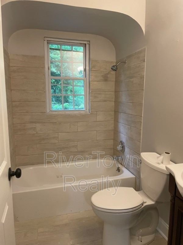 3334 Southern Ave - Photo 6 of 8