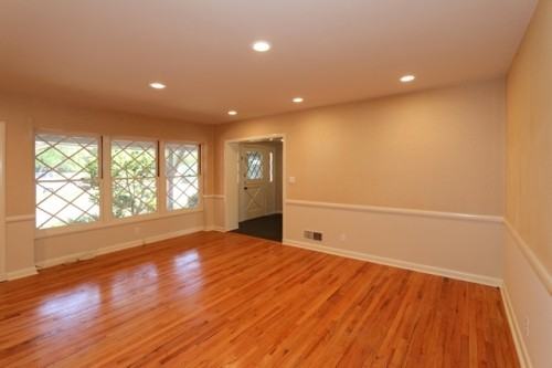 924 Corsica Dr - Photo 3 of 17