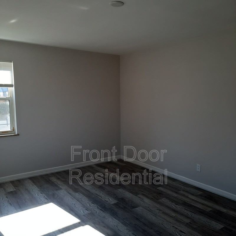 8361 Jackies Dr - Photo 3 of 13