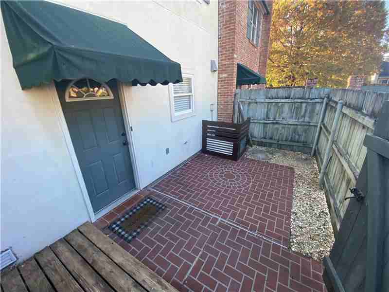 953 Bayou Trace Dr - Photo 3 of 29