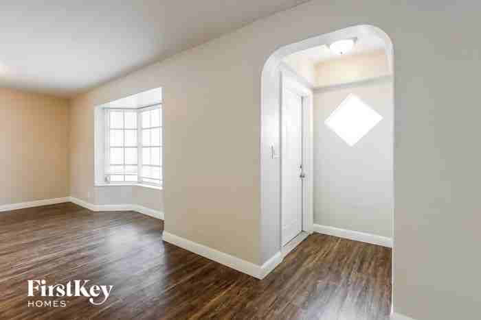 4233 Nw 34th Way - Photo 2 of 15