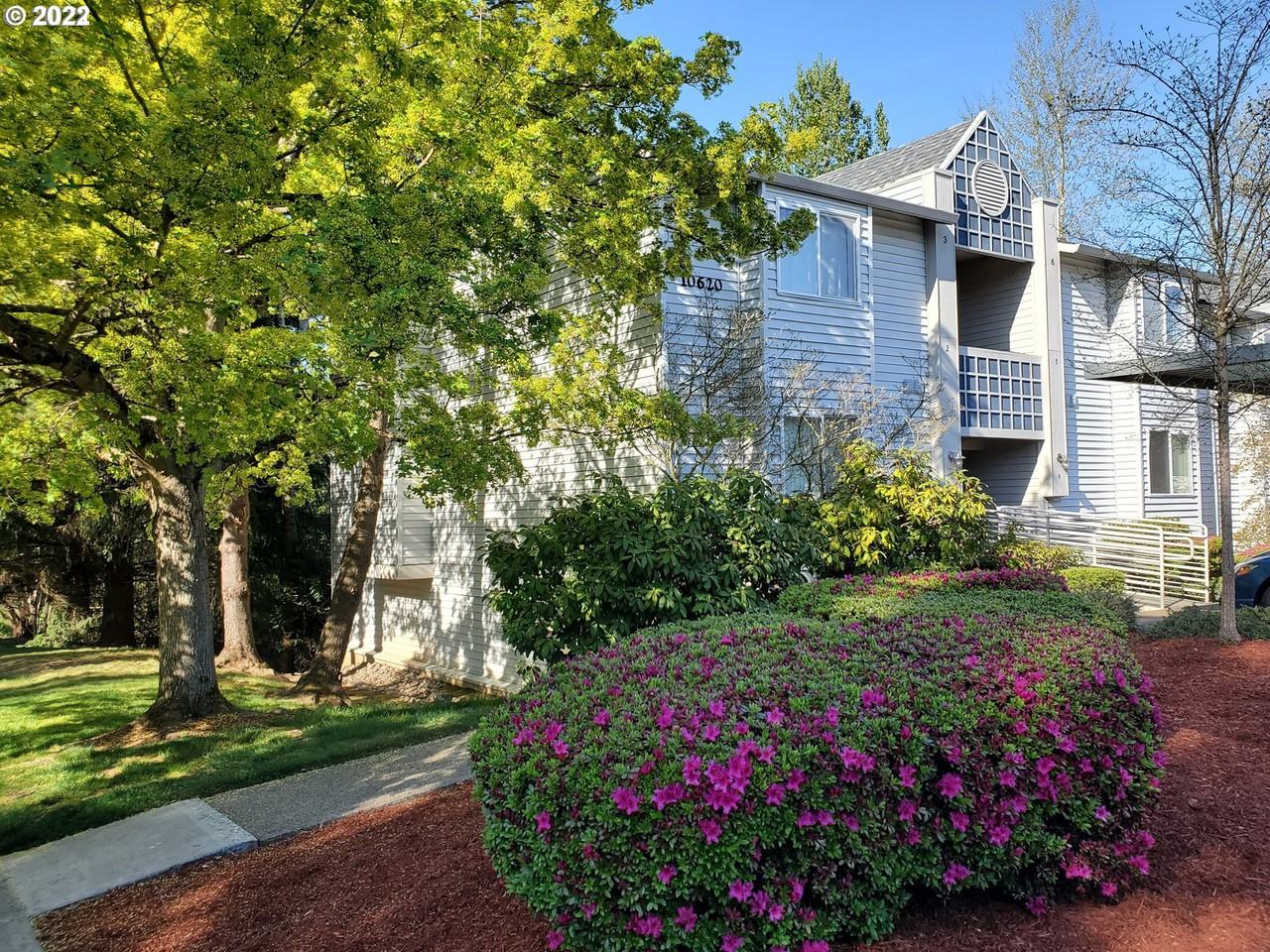 10620 Sw Davies Rd #10 - Photo 2 of 41