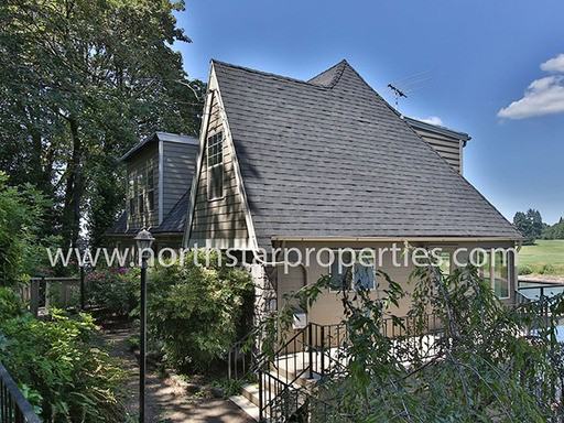 10150 SW Riverside Dr - Photo 2 of 38
