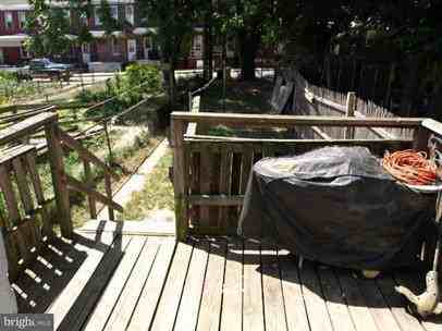 1300 E Patapsco Ave - Photo 2 of 4