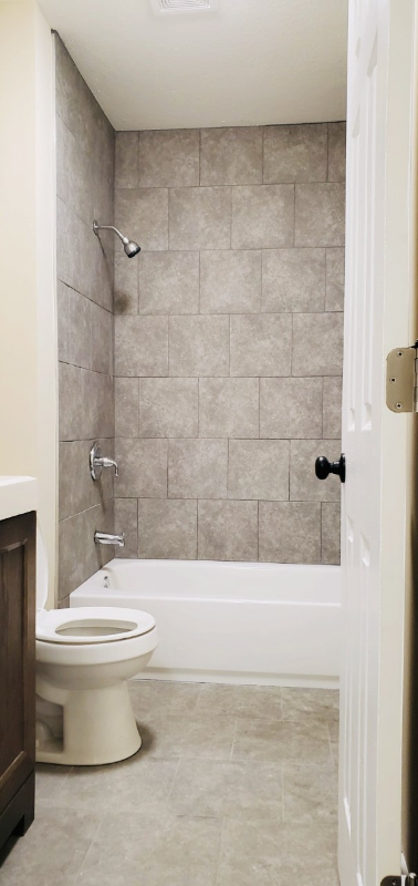 1055 Melson Ave - Photo 3 of 3