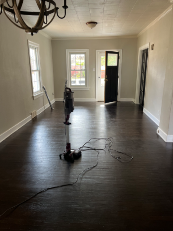 1116 Mckinley Blvd - Photo 2 of 11