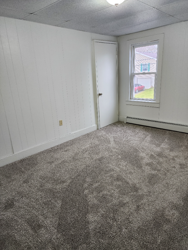 420 Hudson St - Photo 5 of 12