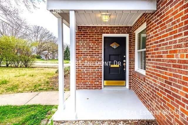 2935 Arlmont Dr - Photo 3 of 22