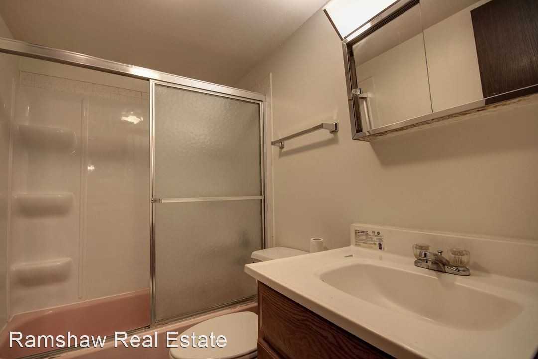 1105MA - Photo 2 of 8