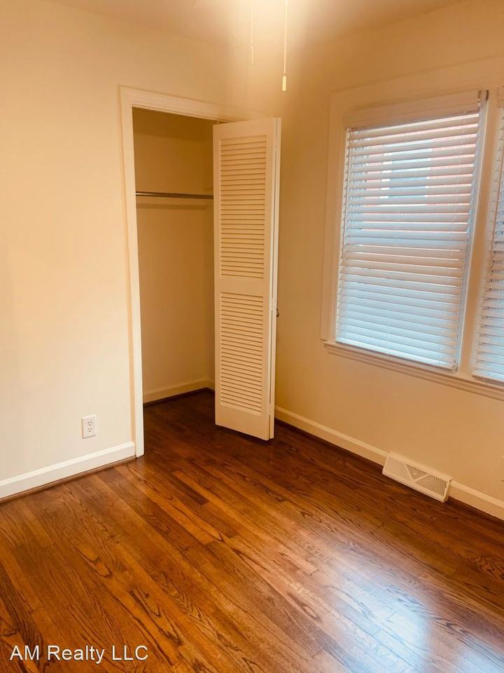 Rosehaven Dr - Photo 3 of 20