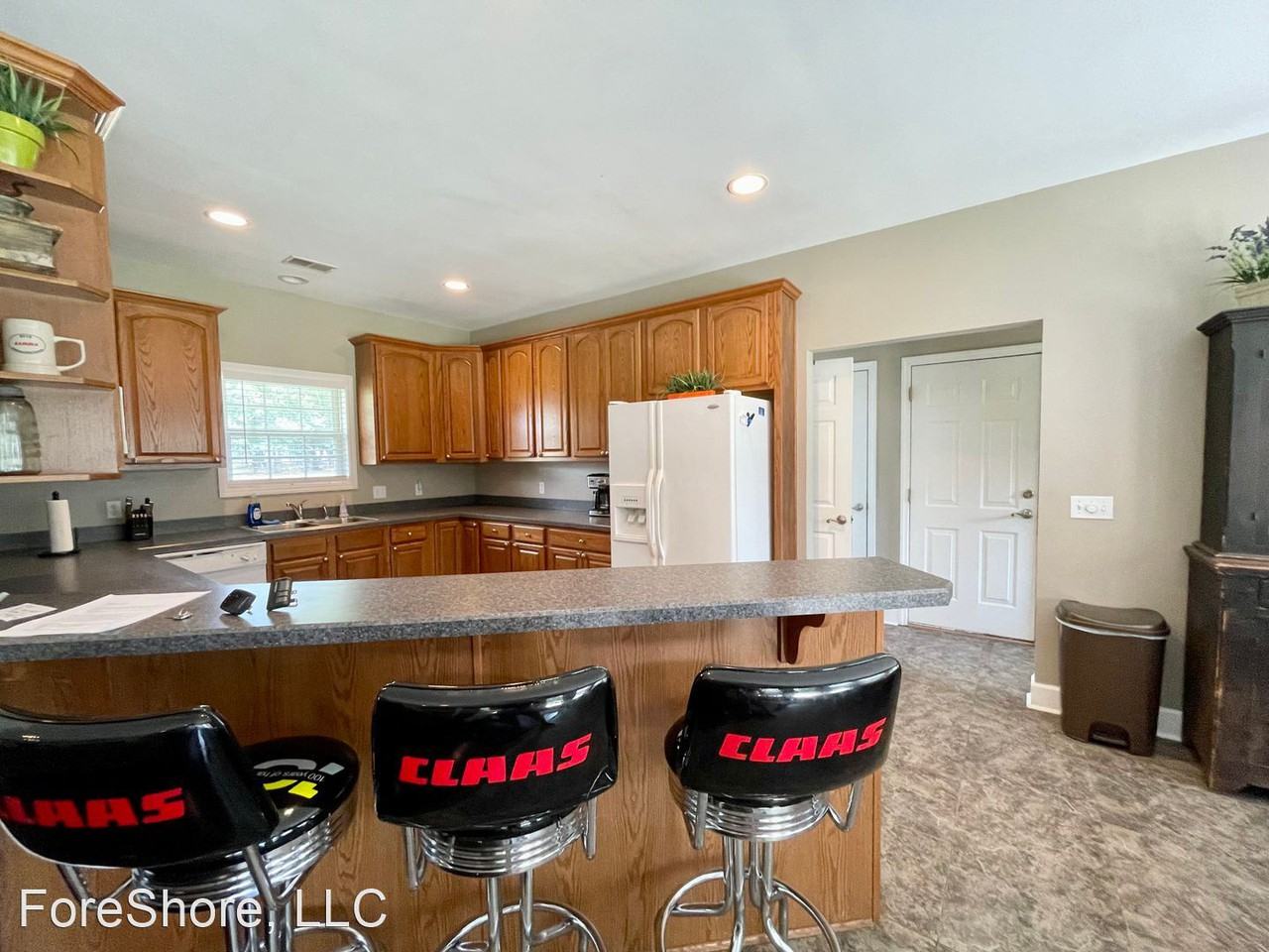 16 Long Lake Dr - Photo 3 of 21