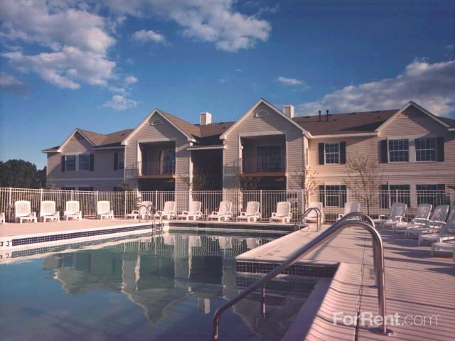 Marsh Creek Village Apartments - Photo 2 of 5