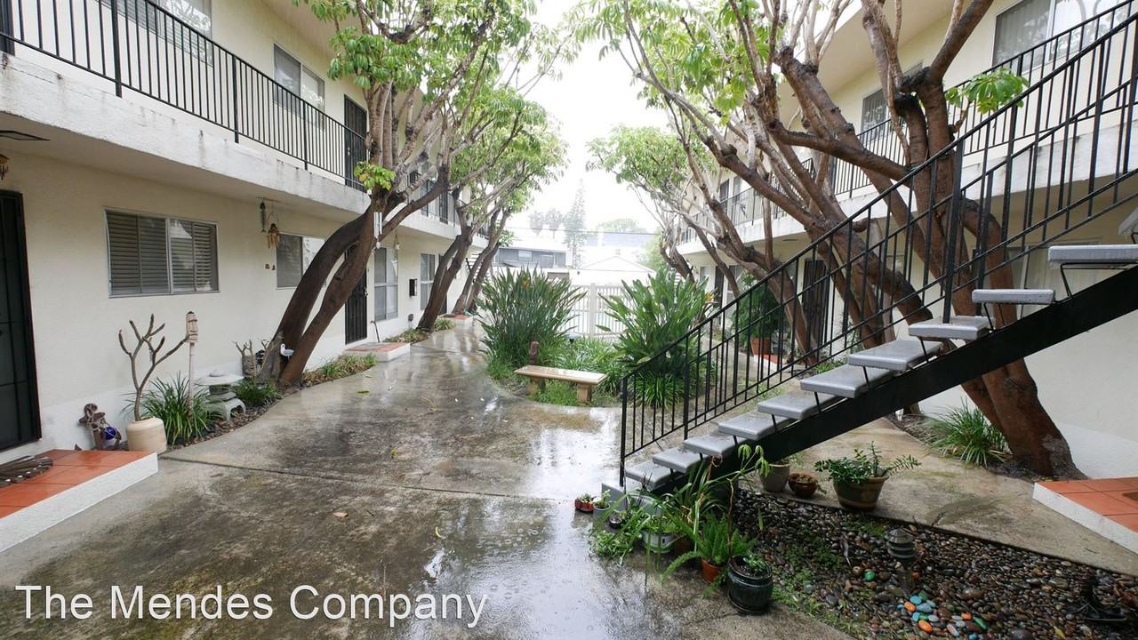 4710 Point Loma Avenue - Photo 2 of 12