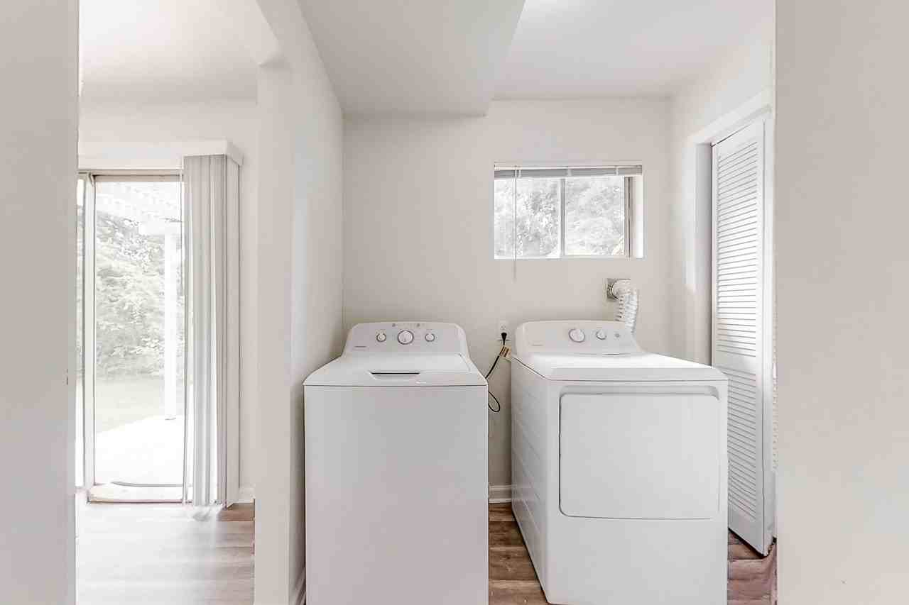 Lajean Dr - Photo 7 of 8