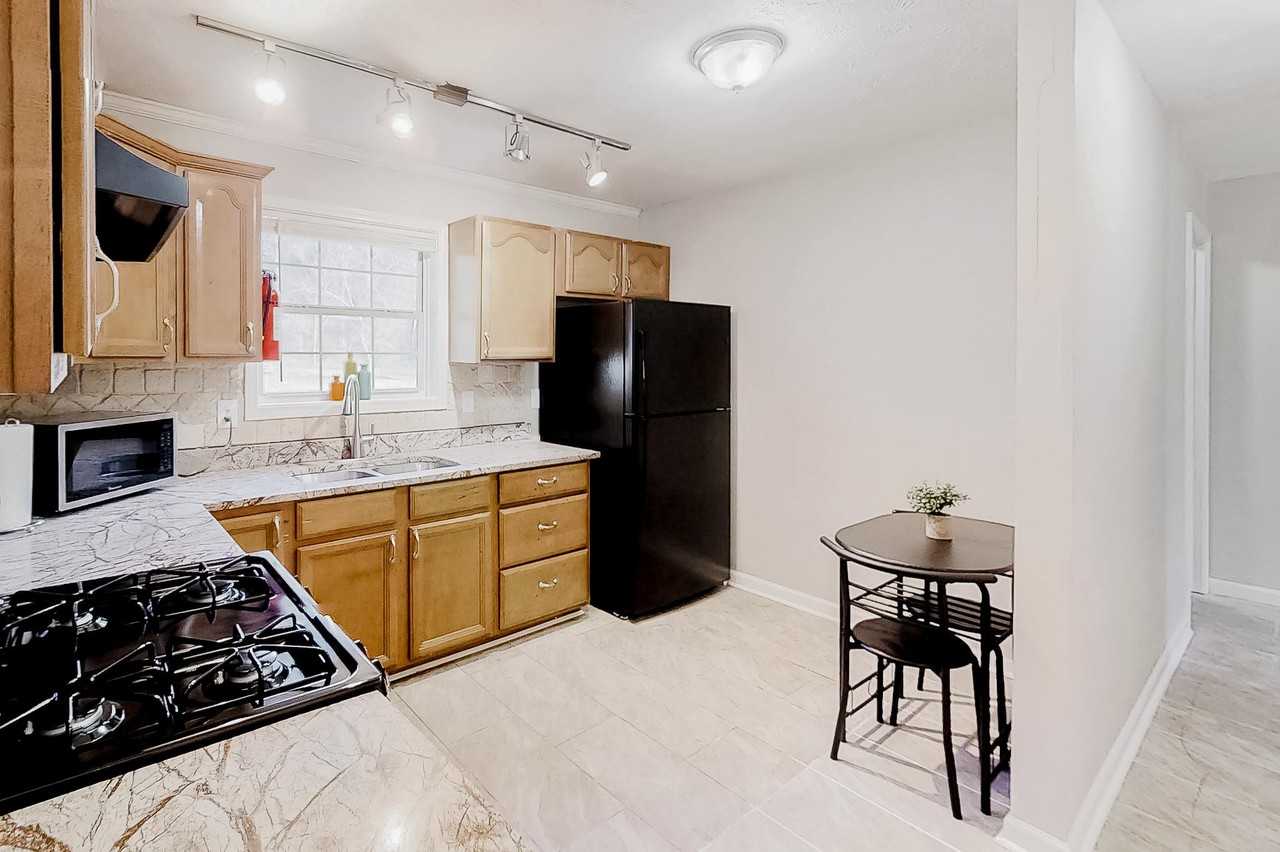 Rock Meadow Dr - Photo 3 of 10