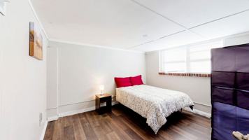 featured image of Sweetbriar Ln