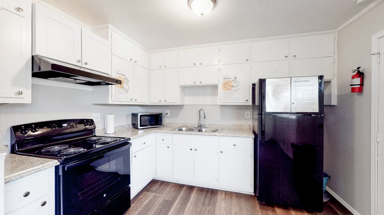 Sweetbriar Lane - Photo 4 of 13