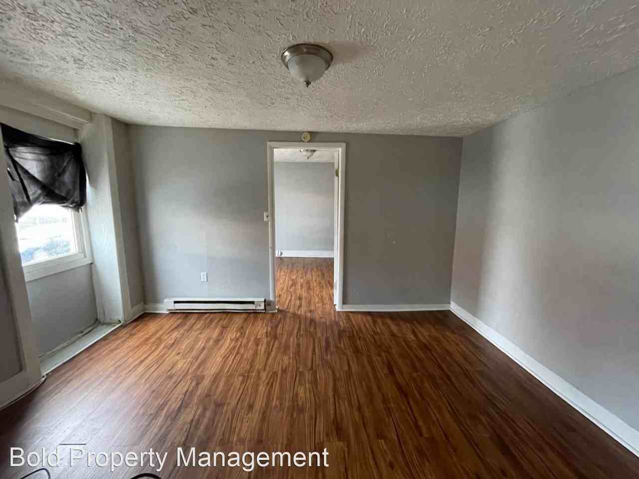 320 Elm St. - Photo 3 of 9