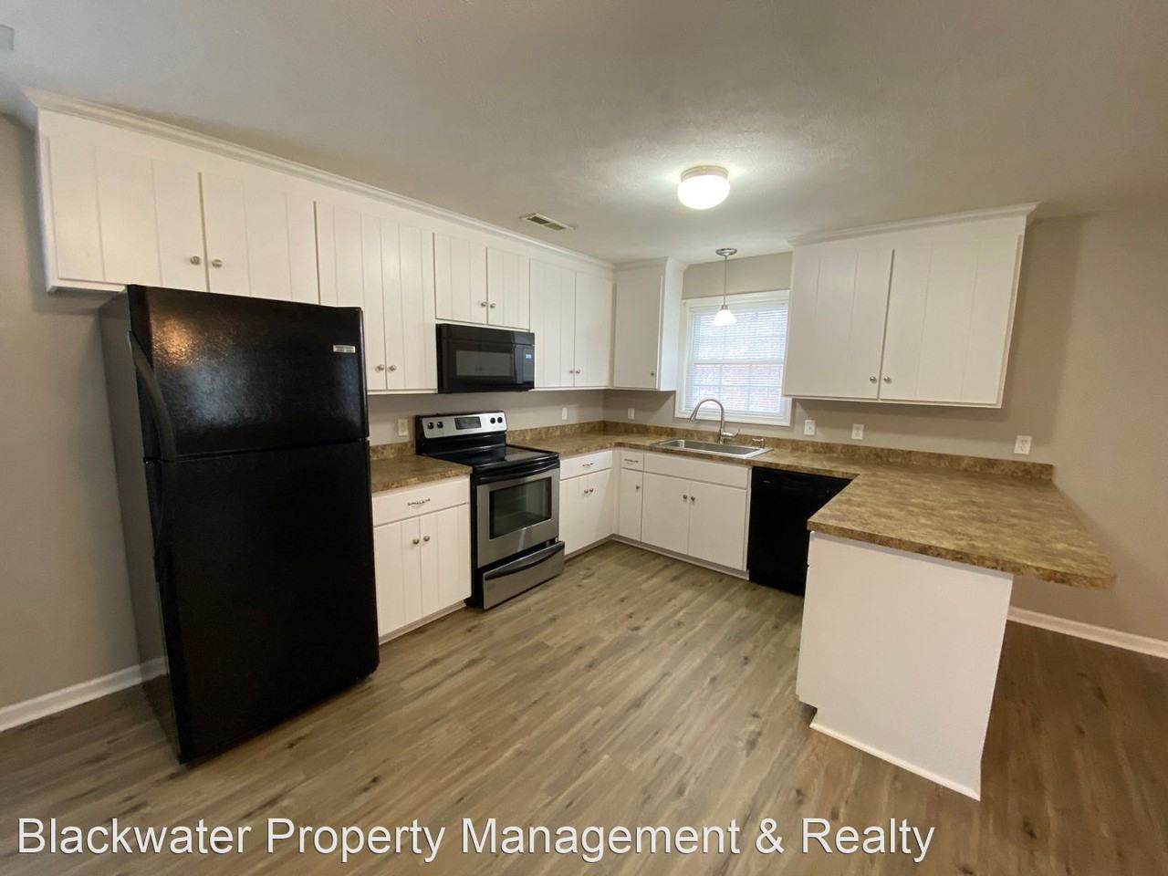 Autumn View 142 (4 Apartments Autumn View Ln, Madison Heights, VA