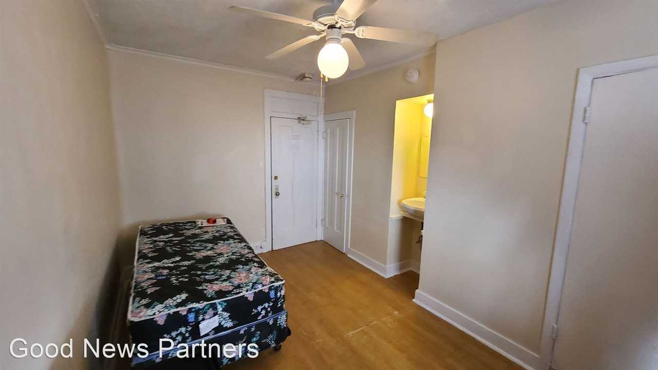 Jonquil Hotel Single Room Occupancy Apartments 1600 W Jonquil Ter