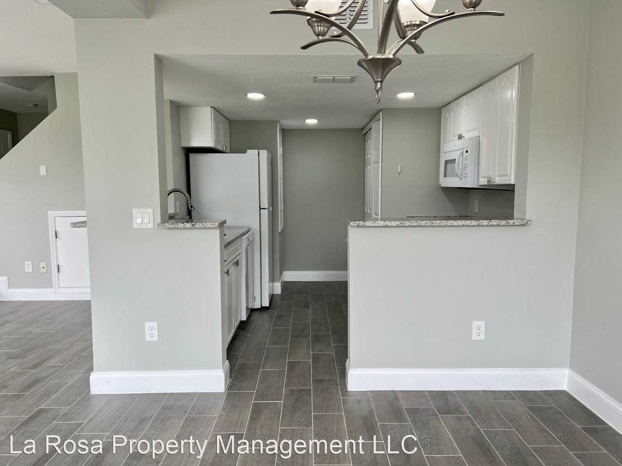 1334 Washington Palm Loop #A - Photo 2 of 30