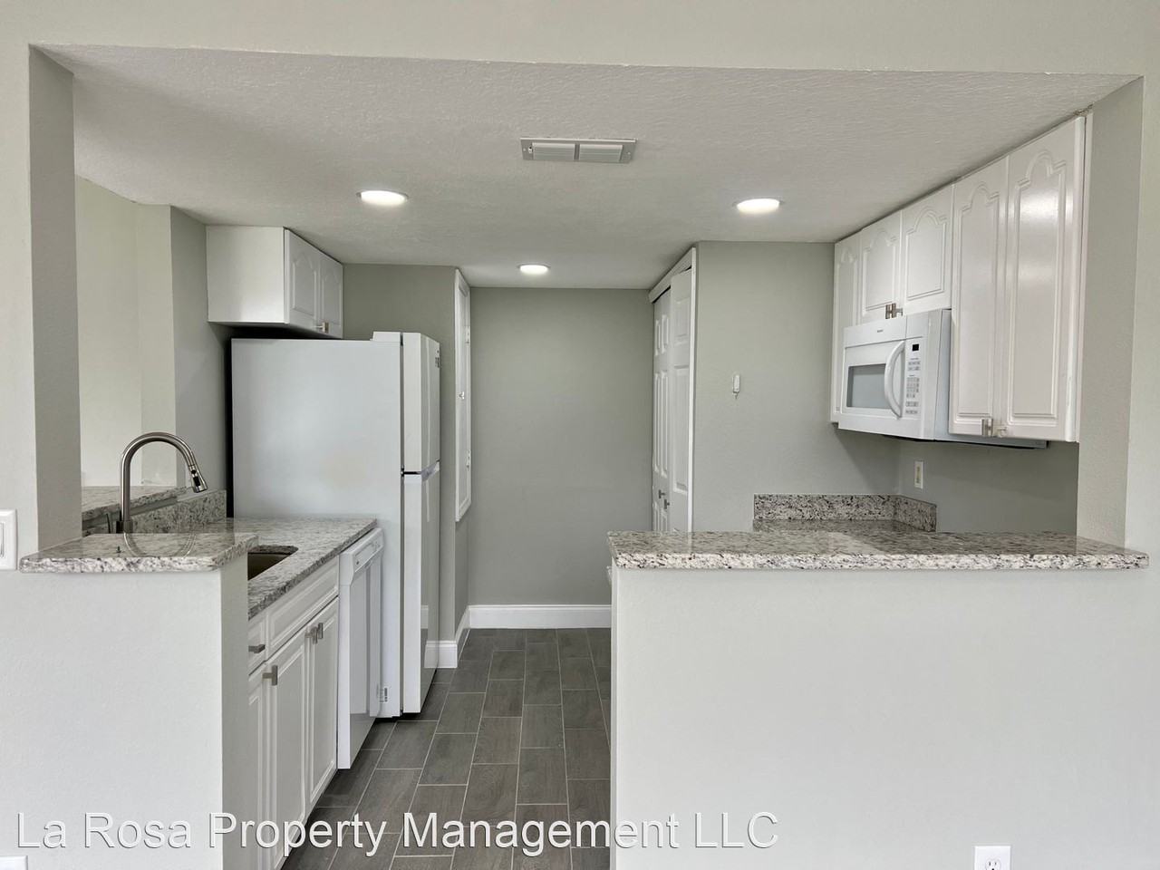 1334 Washington Palm Loop #A - Photo 3 of 30