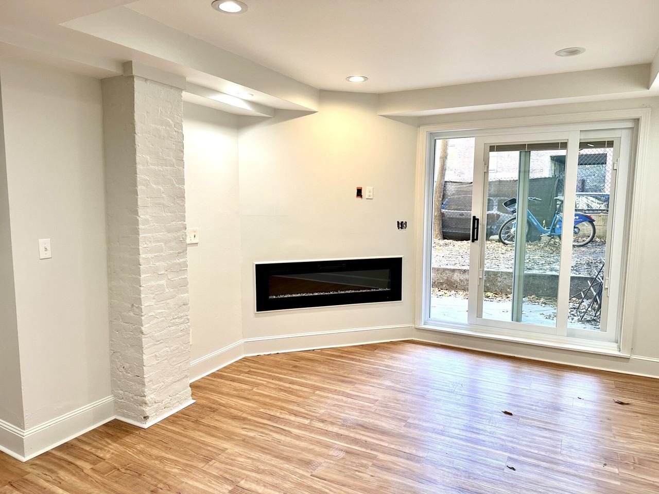 616 Columbus Ave #B1