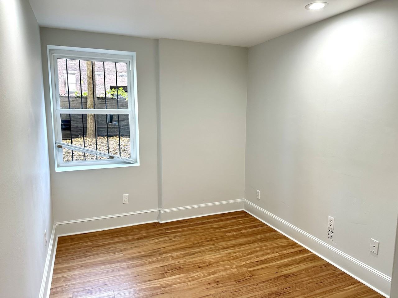 616 Columbus Ave #B1 - Photo 4 of 9